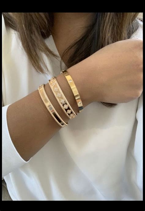 Pin by Mini Cho on VCA | Love bracelets, Gold jewelry prom, Gold ...