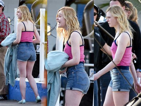 Elle in jean shorts : r/ElleFanning