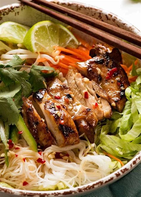 Vietnamese Noodles With Lemongrass Chicken | recipetineats