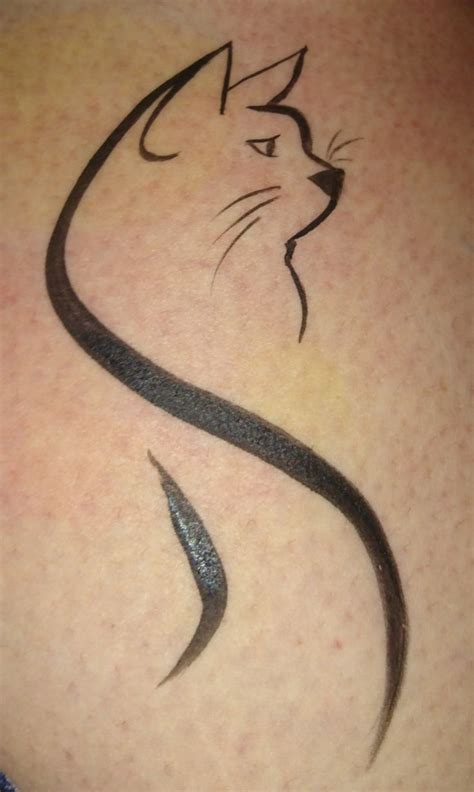 Simple cat facepainting. Ideal for cheek or arm. Quick facepainting ...