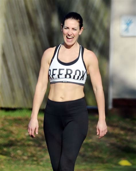 KIRSTY GALLACHER Training for London Marathon 02/26/2019 – HawtCelebs