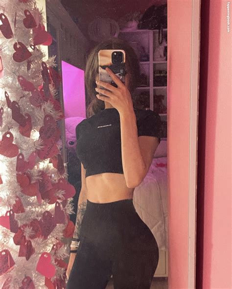 Kylee DeWeese's OnlyFans Success  Learn From The Best Image 17