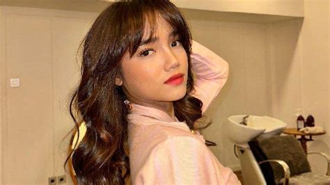 Novi Sartika Buka Suara: Akunnya Diretas untuk Hujat Fuji dan Selebgram ...