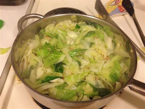 how to cook cabbage on the stove southern style