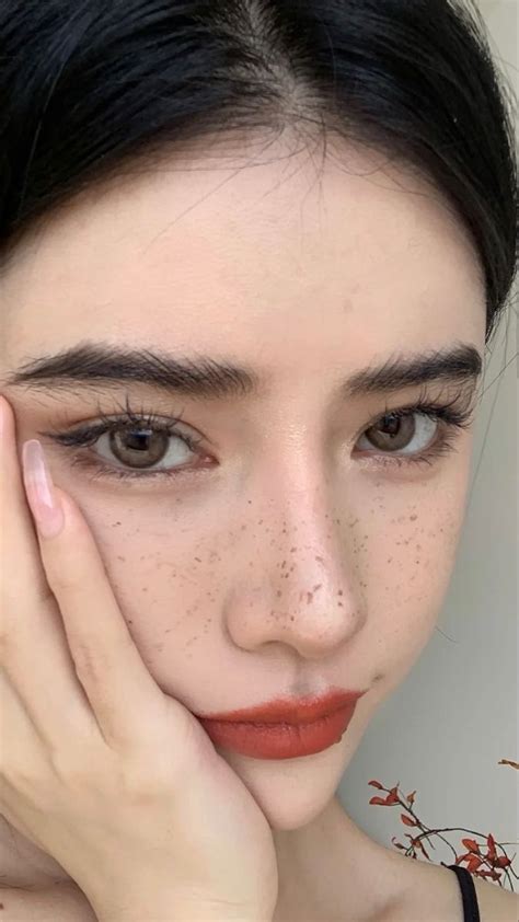 Pin en G I R L | Maquillaje de ojos, Maquillaje de ojos asiáticos ...