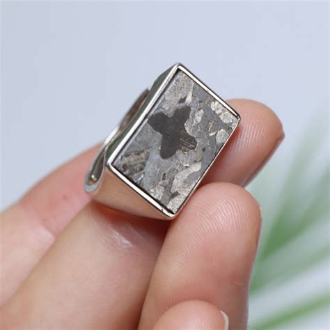 real meteorite rmeteorites