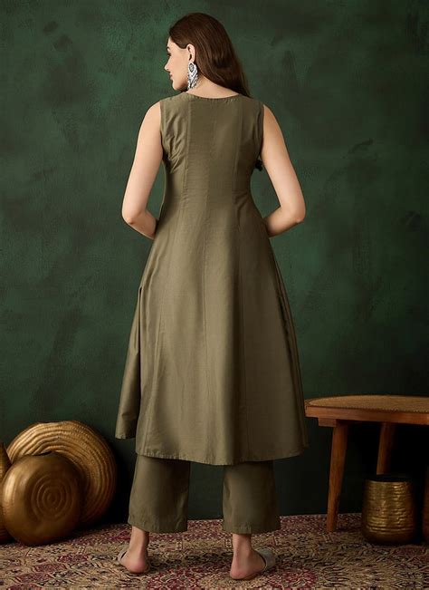 buy indian wedding wear   kurta sets