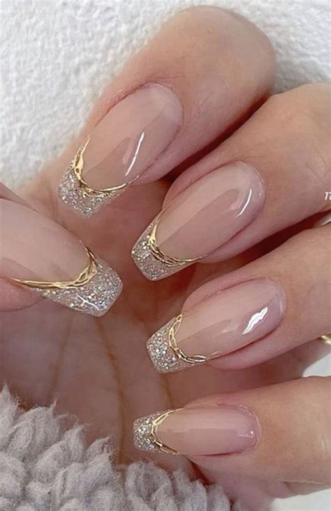 Uñas acrílicas aesthetic minimalistas diseño nails.˚ . ˚ | Gel nails ...