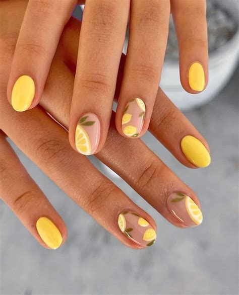 20+ Cute Yellow Summer Nails You Need to Try Right Now