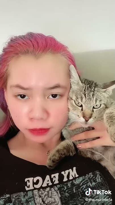 TIK TOK NURINLOFA DAN MEONG - YouTube