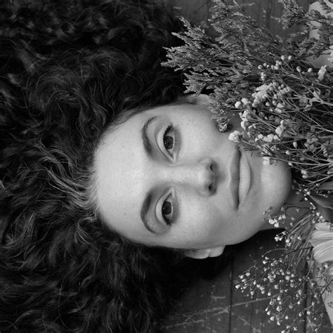 Taali - Wayward Star-Rainbow Blonde Records