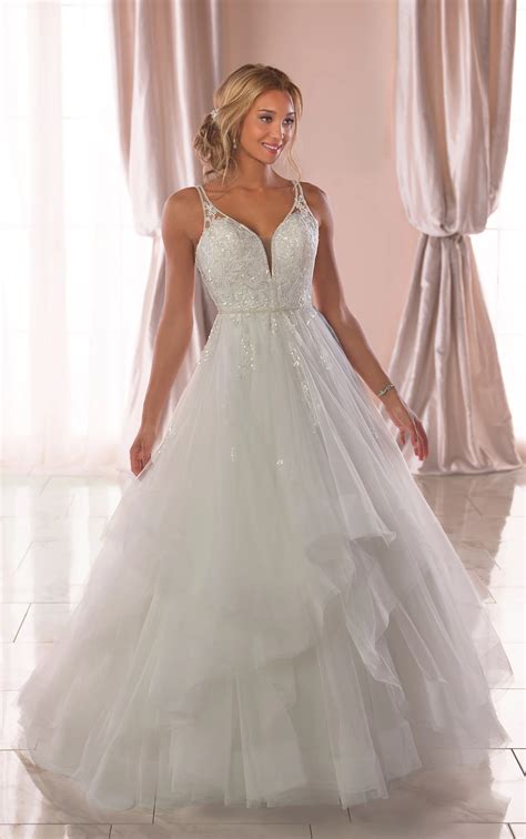 Shimmering Ballgown Plus-Size Wedding Dress | Stella York Wedding Dresses