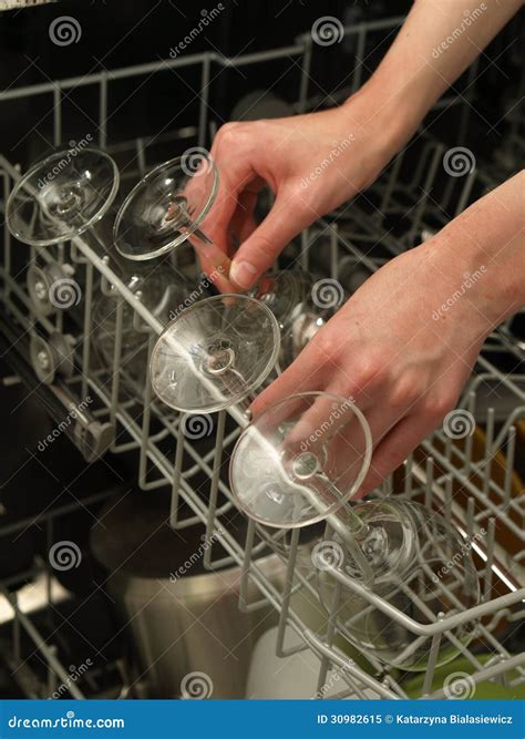 Dishwasher Clean Glasses at Dennis Marquis blog