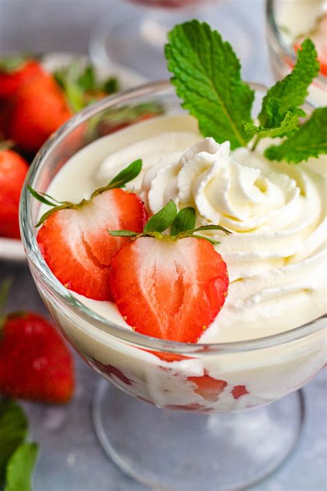 how to make fresas con crema 2