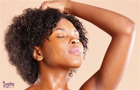 how to keep hair moisturized all day