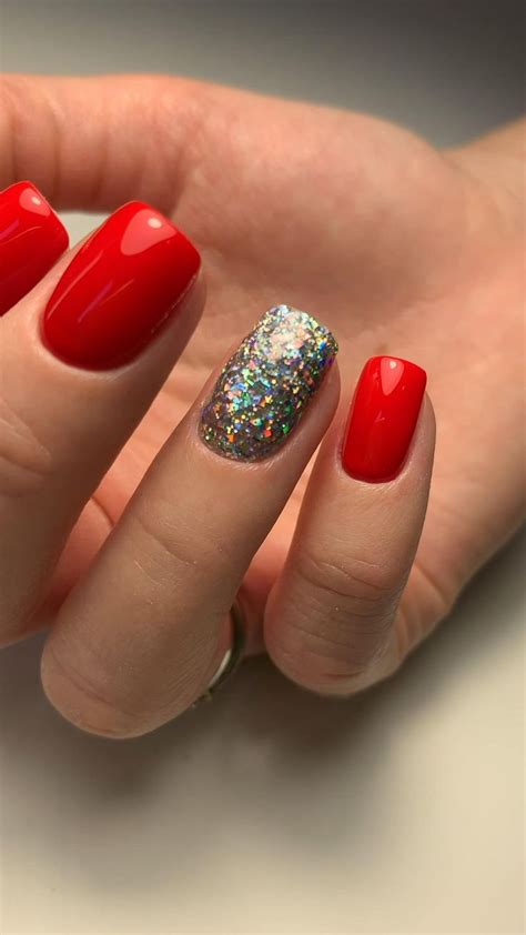 Красный маникюр | Unghie, Rosso