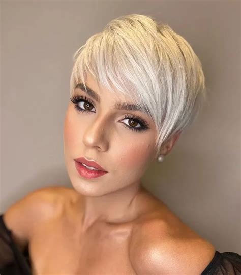 50 Short Straight Hair With Bangs Trends To Try ASAP