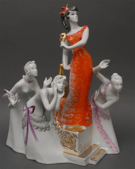 AntiqForum - Russian Porcelain - Dulevo Porcelain Figures