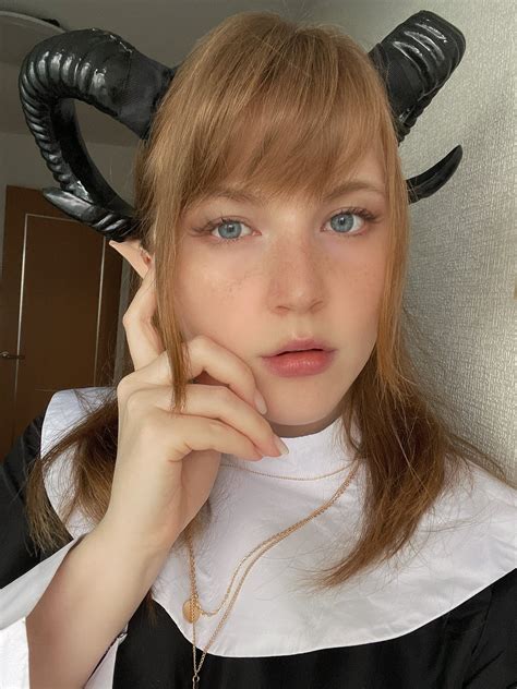 June Lovejoy ジューン•ラブジョイ on Twitter: "今日の配信はコスプレでやりマス。この淫乱シスターにあなたの罪を告白し