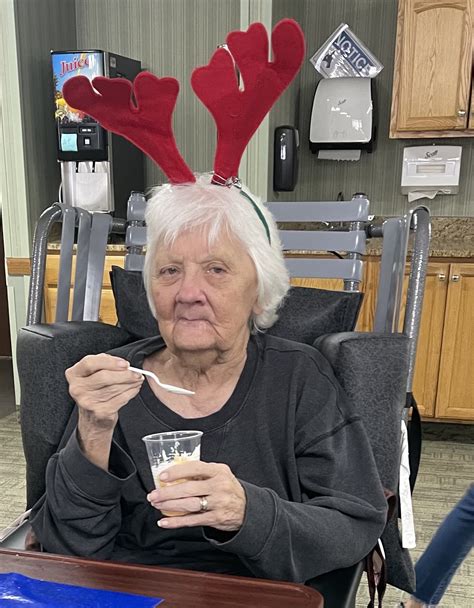 overtons funeral home indianola 3