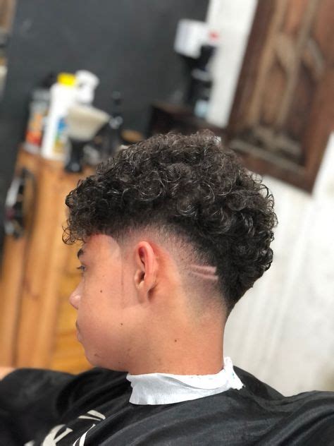 Low Fade Em Cacheado - Low Fade Cabelo Cacheado Em V