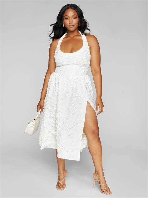 Plus Size Isla Halter Neck Dress - FTF LAB 009: La'Tecia Thomas