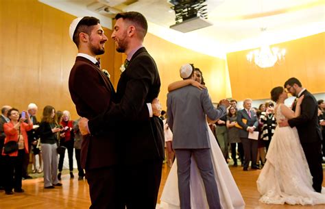 Jewish gay men near me - labellalaf