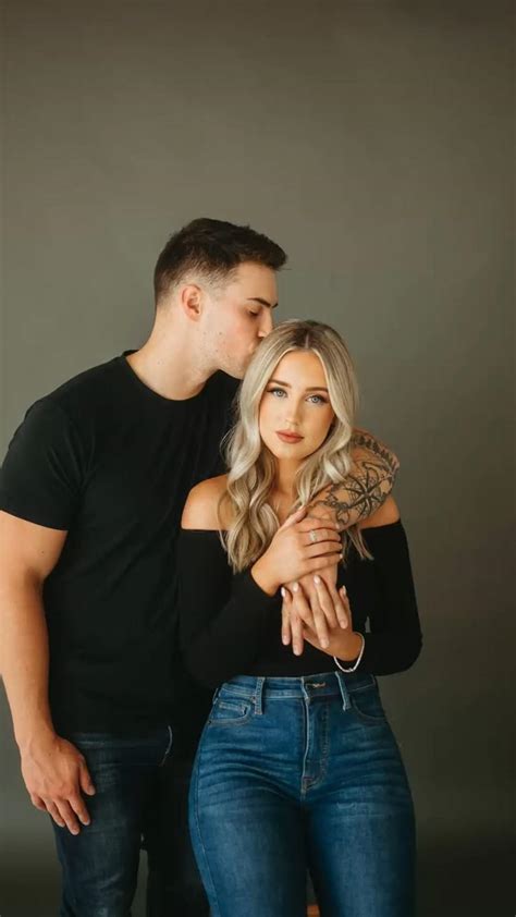couples studio photoshoot studio photoshoot ideas couple picture
