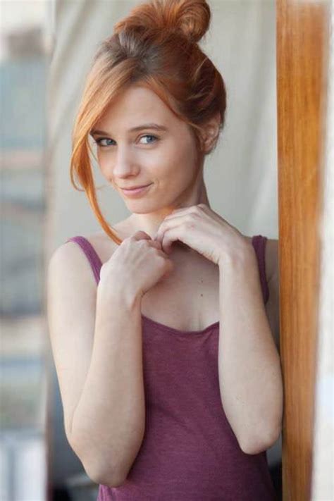 Marta Gromova - 9GAG