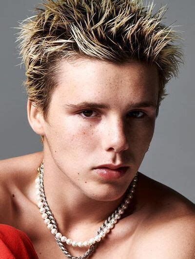 Cruz Beckham — Bio, Parents, Instagram career, Girlfriend, Net worth ...