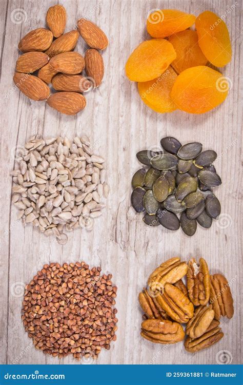 food  natural zinc fiber   vitamins  minerals