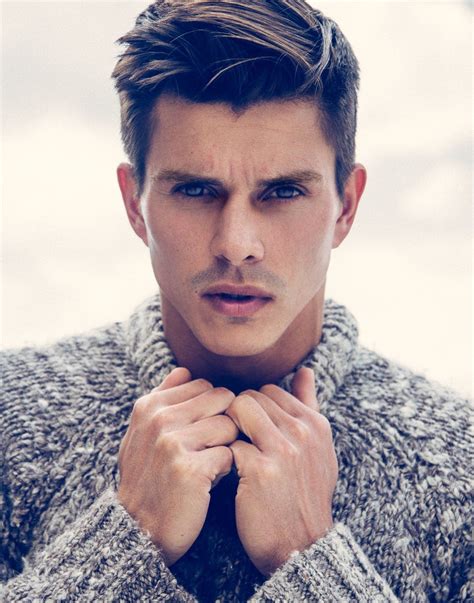Barbers are recommending several mens cool short hairstyles 26