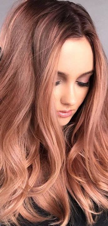 Stylish bold rose gold hair color | Идеи для окраски волос, Волосы ...