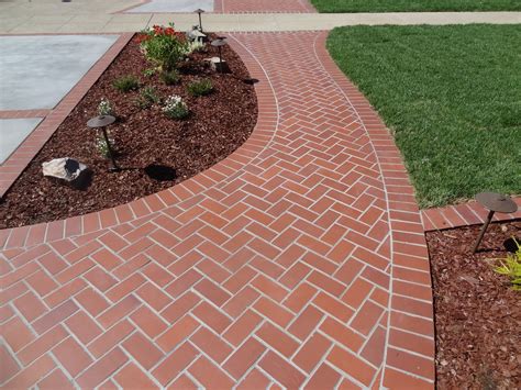20 Driveway & Stoop Ideas | brick walkway, stoop, garden paths