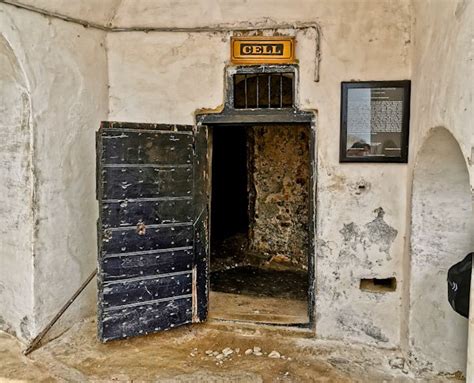 Visit Cape Coast Castle Ghana - Slave Castles in Africa - Only By Land