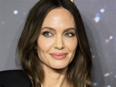 Angelina Jolie Will Take to the Stage in a Maria Callas Biopic | Vogue