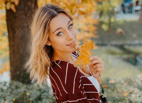 Ewa Zawada (Tiktok Star) Wiki, Biography, Age, Boyfriend, Family, Facts ...