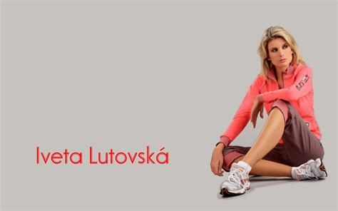 Filmovízia: Iveta Lutovská Wallpaper