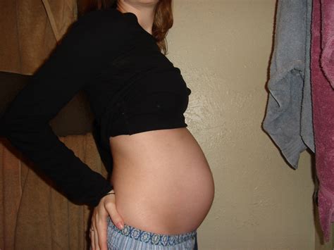 Week 29 Belly Shot | My growing Jelly belly