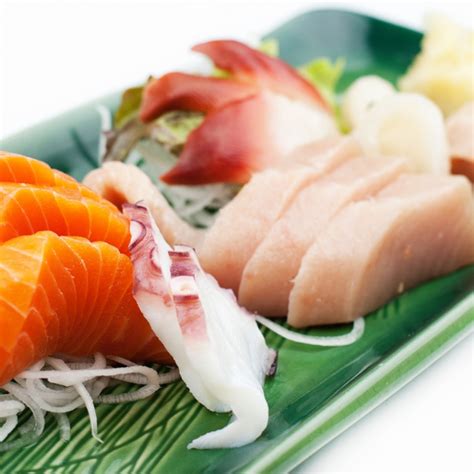 Assorted Sashimi (9 pcs) | Sake Japanese Restaurant