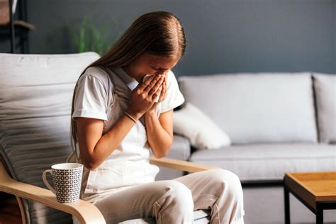 how long does it take mold to make you sick