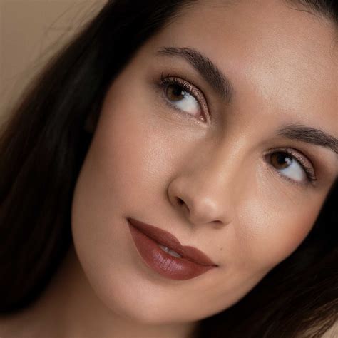 New vegan formulas will soon improve burgundy hair dye 27