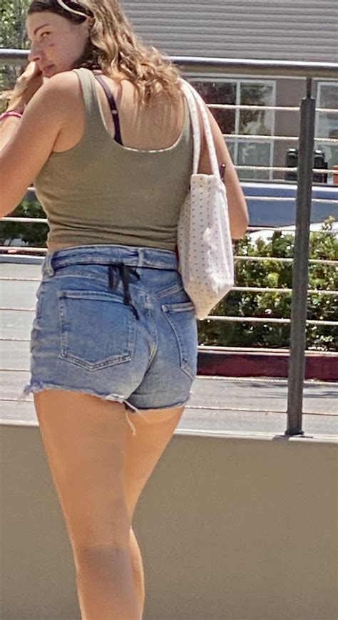 Sexy target parking lot teens big tits nice ass short shorts - Tight