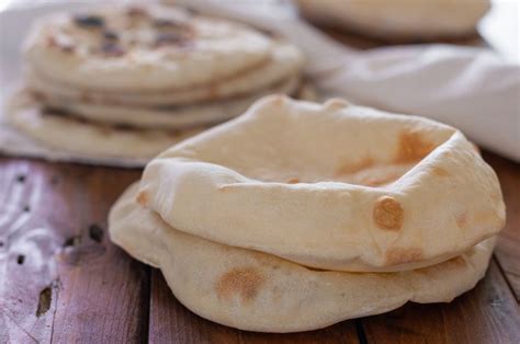 Арабски пити с два начина на изпичане | Bulgarian recipes, Food, Recipes