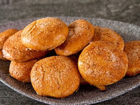 Великденски курабийки (сладки) със свинска мас