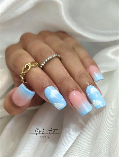Uñas acrílicas de moda 🩵 en 2024 | Uñas acrilicas de moda, Uñas ...