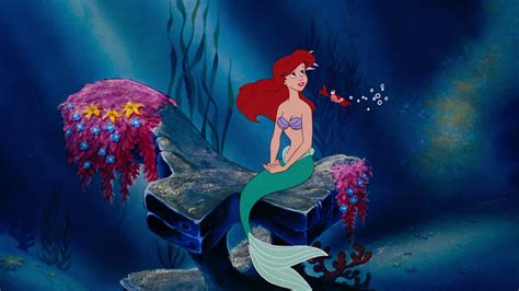 reasons    mermaid heroine ariel    disney