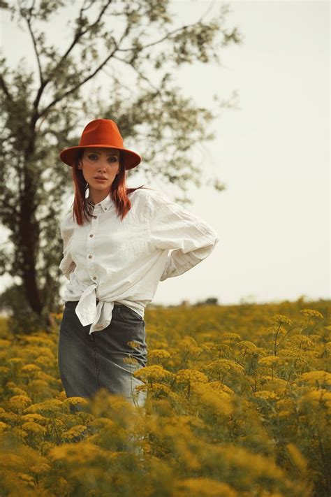 Naked+Butterface+Women Photos, Download The BEST Free Naked+Butterface