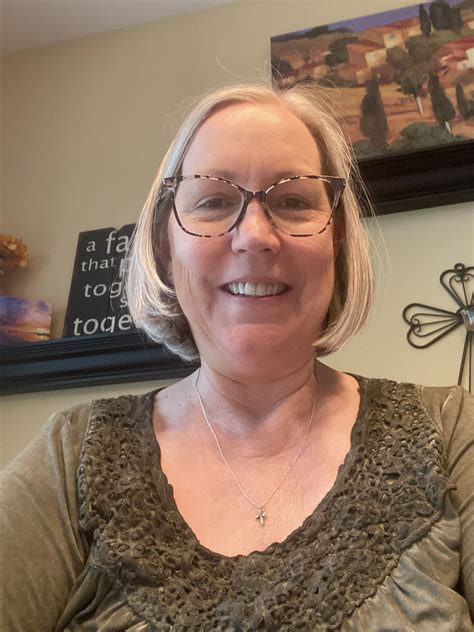 Pin by Harold Session on Older women | Beautiful women photography, Old