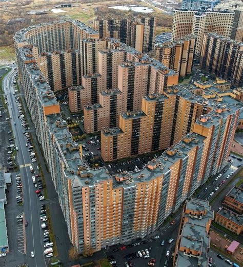 Как выглядит самый большой многоквартирный дом в России